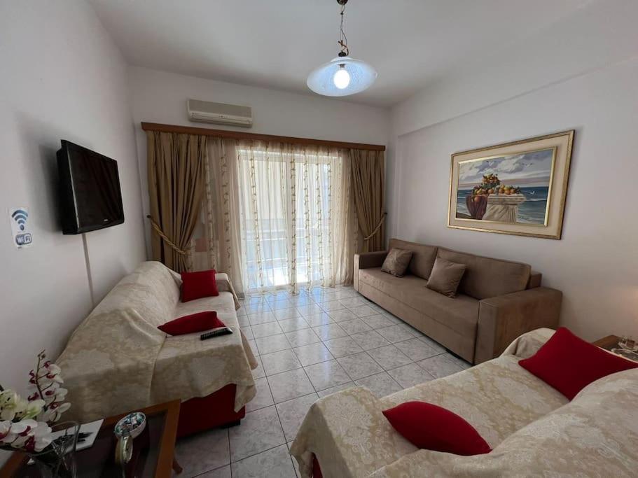 Local Apt Near City Lights 2 Kandiye Dış mekan fotoğraf